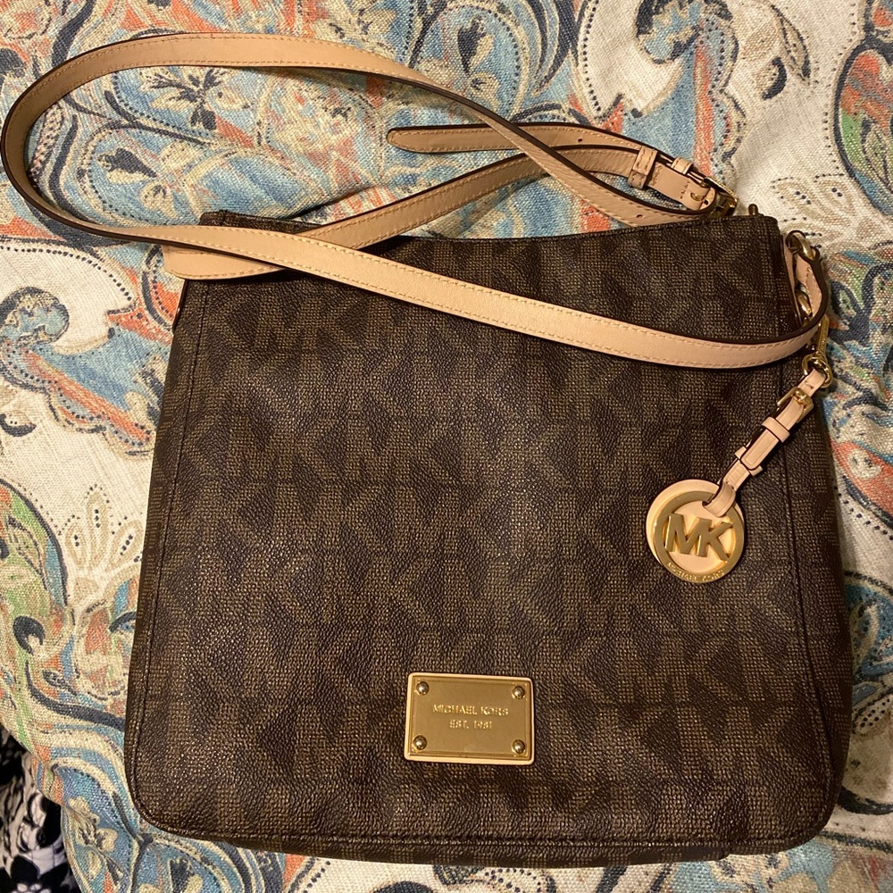 Michael Kors crossbody purse